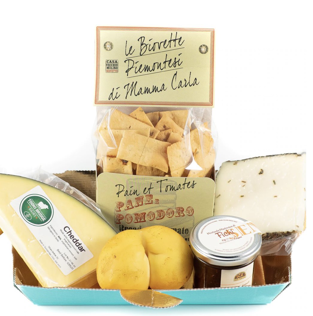 ToonsBridge's tweet image. 📌 Online Shop 📌 

If you can’t make it in to see us, our online shop is available with all of your favourite cheeses, food boxes and hampers available to be delivered straight to your door 🧀 

We ship Tues, Wed &amp;amp; Thurs with free delivery to any county in Ireland over €85 🎉