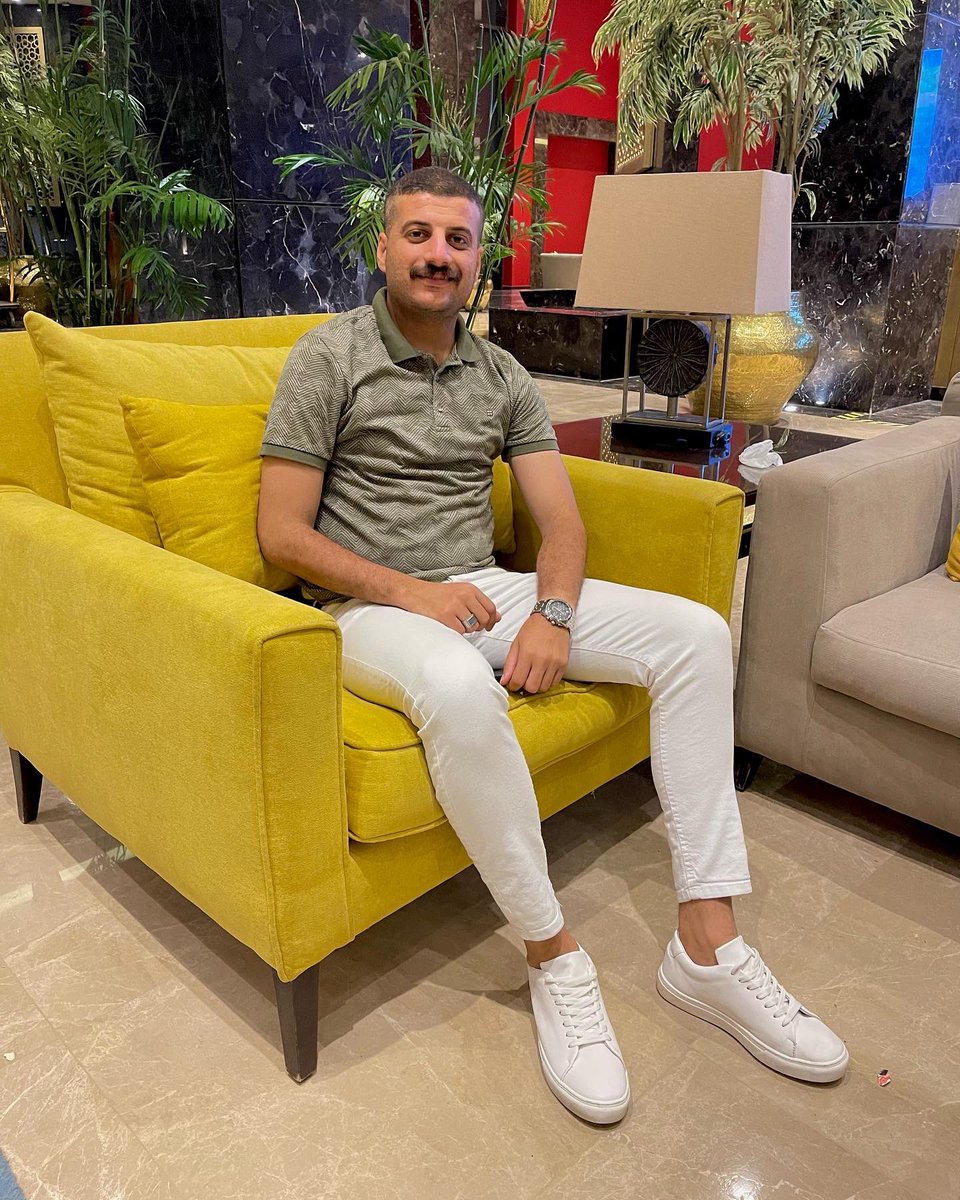 kishta65's tweet photo. يا واخد قلبي وانت بعيد ما تيجي تقضي معايا العيد💋🎼😂 https://t.co/sPILm3cudf