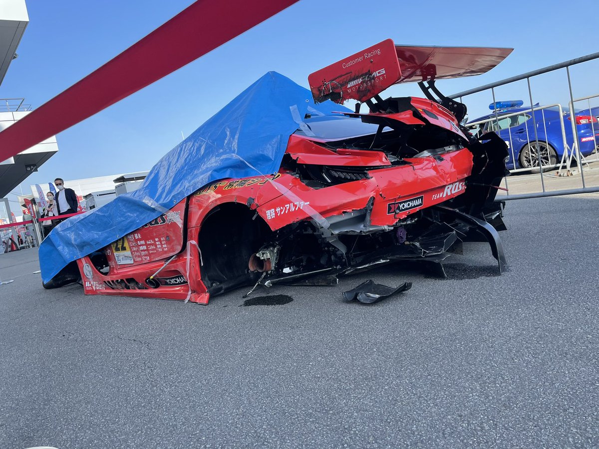 vr0036's tweet photo. ドライバーよく無事だったわほんと #SUPERGT https://t.co/llCgMZKtI6