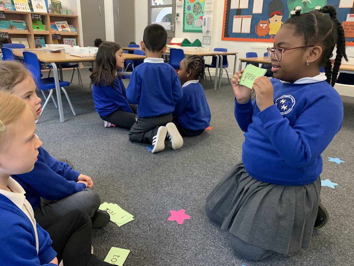 Our favourite way to start our day 🥰 #year1 <a href="/woodberrydownN4/">Woodberry Down</a> <a href="/RuthMiskinEdu/">Ruth Miskin Training</a>