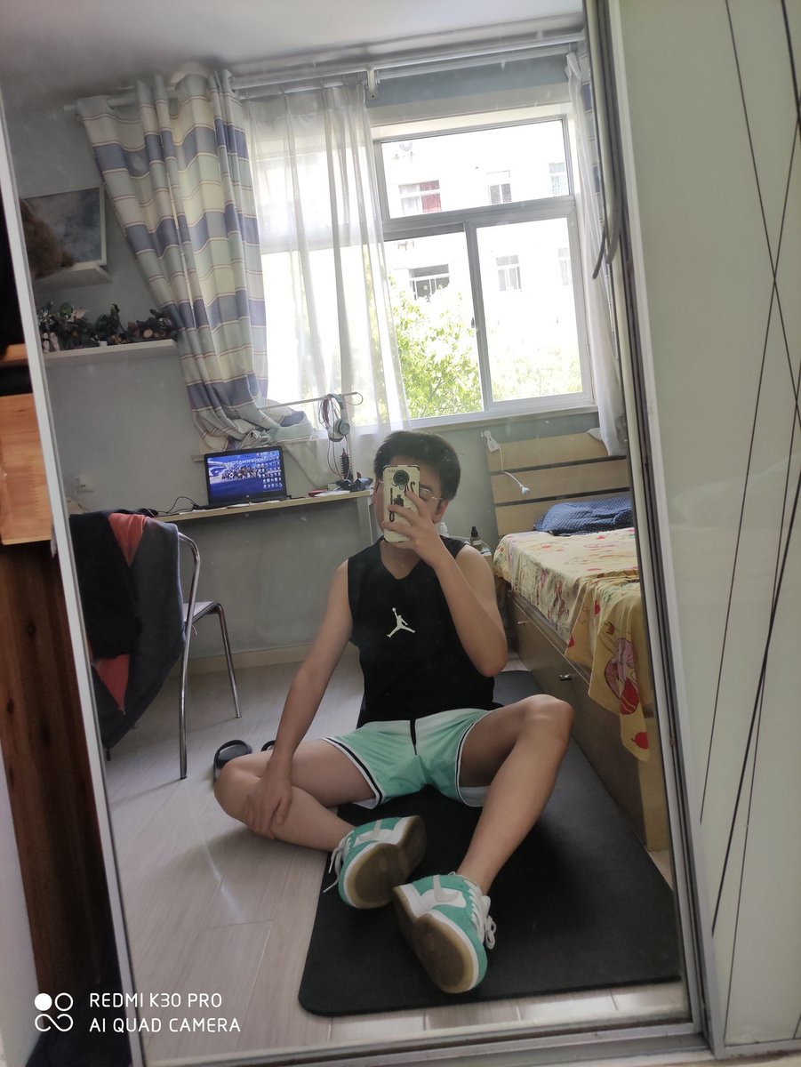 ffei180's tweet photo. 夏天了 https://t.co/omuW7RBFHh