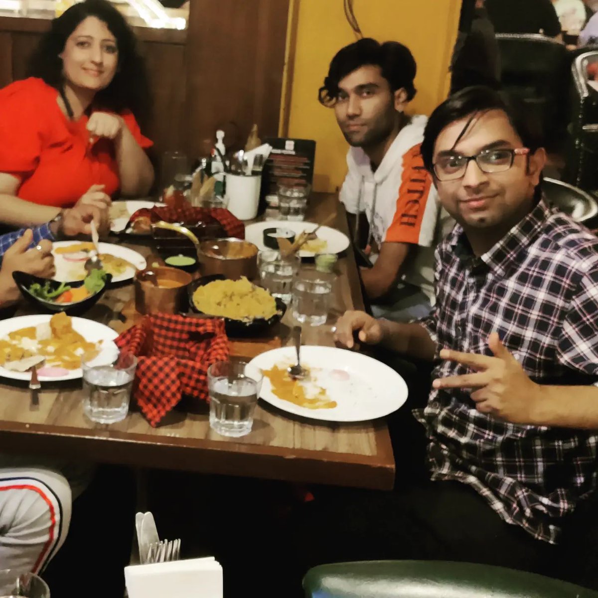 30thfeb's tweet photo. When you realise that meeting few is still better than meeting all together

Long weekends are a reason enough for impromptu #team catchup

Sandeep, Rohit O, Kunal, PD, Ankita and Anu - we wish you were around too

#throwback #team #teammeetup #30thfeb #brandingagency #teamo https://t.co/qEnCPl1pnz