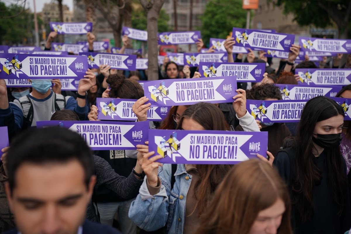Batec és una xarxa organitzada. Ens hem conegut compartint espais polítics, mobilitzacions, assemblees, en xerrades, a les universitats o als caus i als esplais.