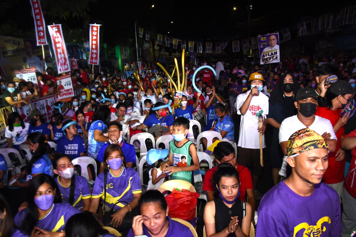 mike_defensorQC's tweet photo. Salamat sa suporta ng mga taga Distrito 3 sa ginawang torch parade at mini rally sa Brgy. Bagumbuhay ✌️

#mikedefensor
#mikedefensor2022
#4QCMayorMikeDefensor
#BabangonMuliangQC
#MalayangQC https://t.co/UHJ4tmwjyt