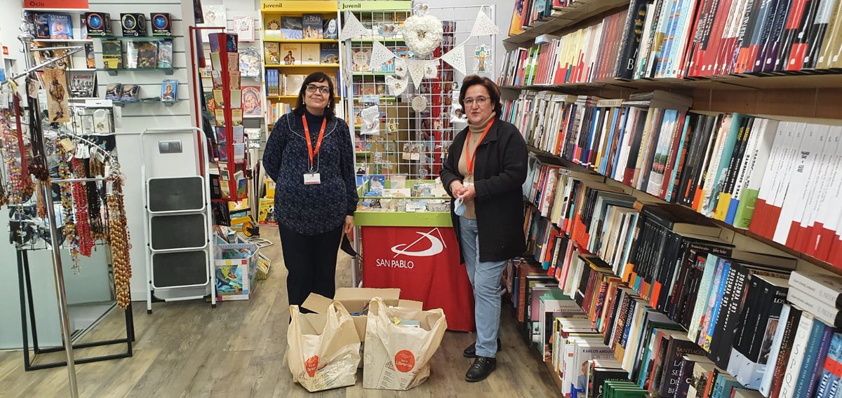 Gracias a la Librería San Pablo por la donación de libros para nuestro mercadillo solidario. ¡¡GRACIAS!!
#solidaridad #libros #Etiopía 
<a href="/IesGarciaLorca/">IES LORCA ALBACETE</a>