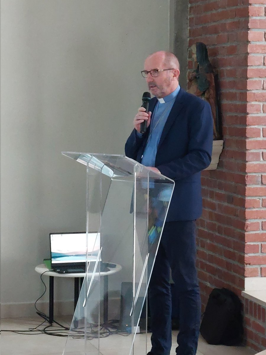 maisondio80's tweet photo. Bienvenue aux 200 participants à la journée organisée par la Direction Diocésaine de l'Enseignement Catholique sur l'encyclique @Laudato_si, ouverte par Mgr Le Stang https://t.co/uyw0XK11rA