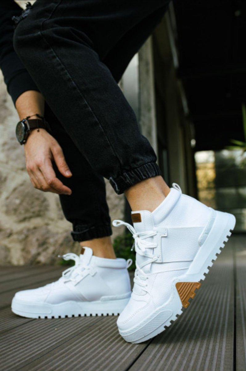 _RokAFela's tweet photo. Chekich White Beast
Available now in different sizes.
For only R1 799,99
Inbox or Text us on WhatsApp (+27 82 970 0093)
#checkich #catchthedrip #Rokafela #sneakers https://t.co/eKf21MhpFA