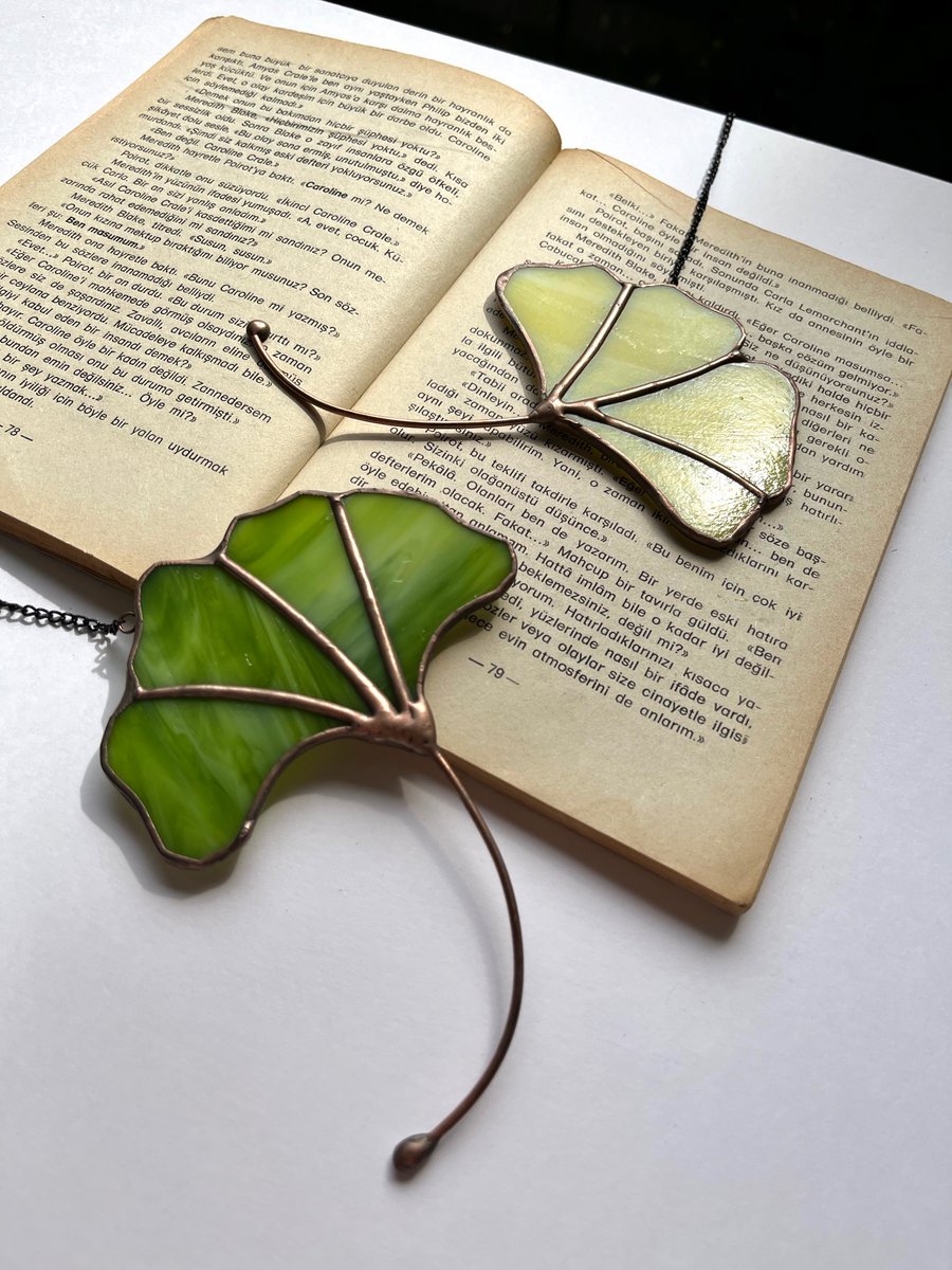Good morning to all! #EarlyBiz 
Any #Ginkgo lovers? #Stainedglass window hangings by OdysseeGlass just added to the #etsyshop  etsy.me/3LKHY0i
#CraftBizParty #bizbubble #shopindie #shopsmall #giftideas #etsyshop