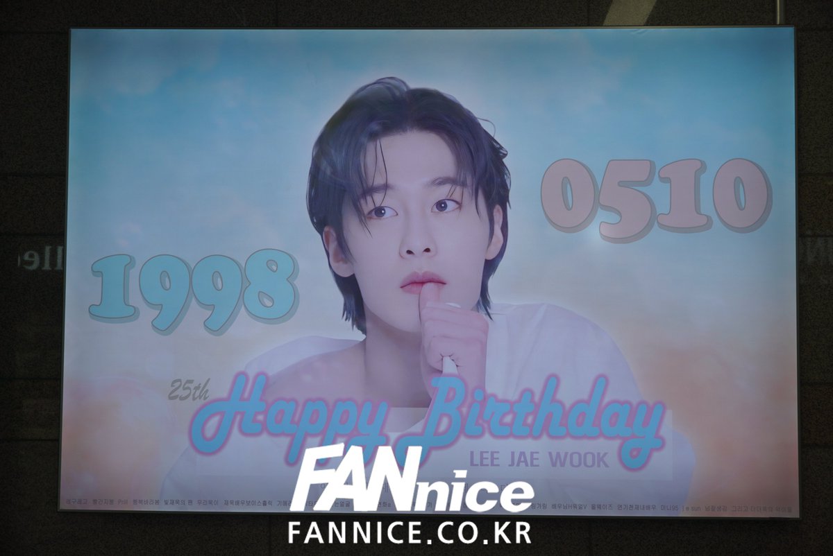 ASSALYS's tweet photo. #이재욱 생일 축하하기 위해
#압구정로데오역 #와이드칼라광고 진행하고 있습니다.
1998.0510 HAPPY BIRTHDAY!!🎂🎂
#LeeJaeWook #생일축하 #생일광고 #FANNice
📧 : wenicee@naver.com
🏡 : https://t.co/VvUwbDy9Wl
☎️ : 02-6097-0788
🗨️Kakaotalk : https://t.co/lIUjicrHJn https://t.co/MsOF7PfCwN