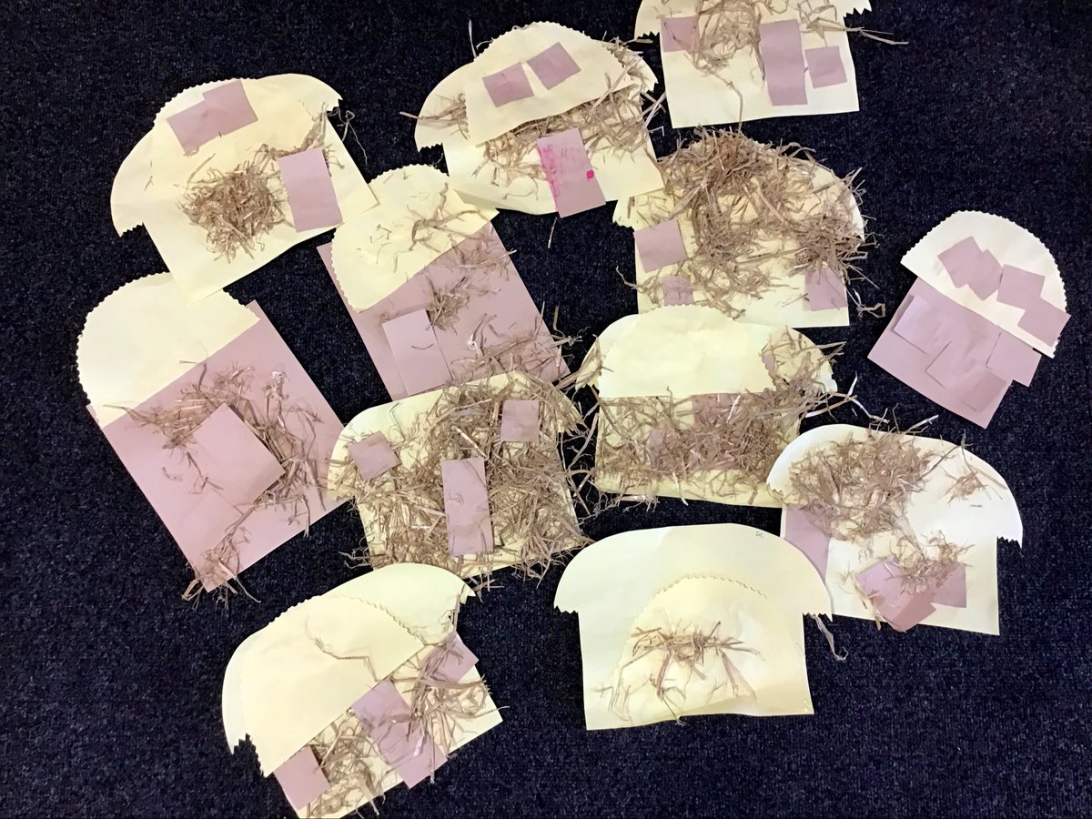 TGPS_NorthLincs's tweet photo. FS1 are continuing to explore the story of The Three Little Pigs. #TGPSEYFS #eyfs #TGPSart https://t.co/DNYT1dlHPq