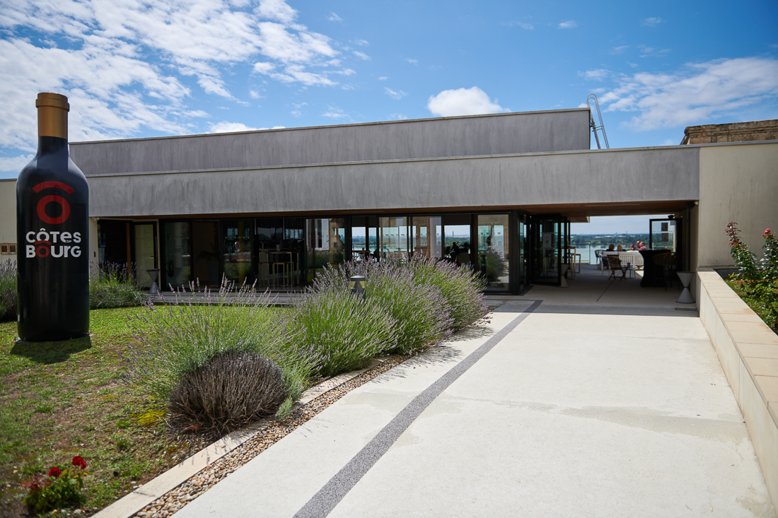 J-3 Portes Ouvertes Tous Ô Chais en Côtes de Bourg et ouverture du nouveau restaurant Le Bouchon : cotes-de-bourg.com/tous-o-chais/