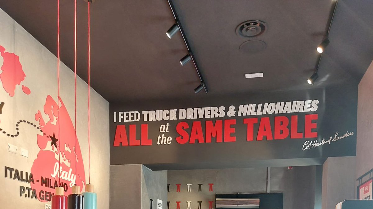 BlueRedGroup tweet media