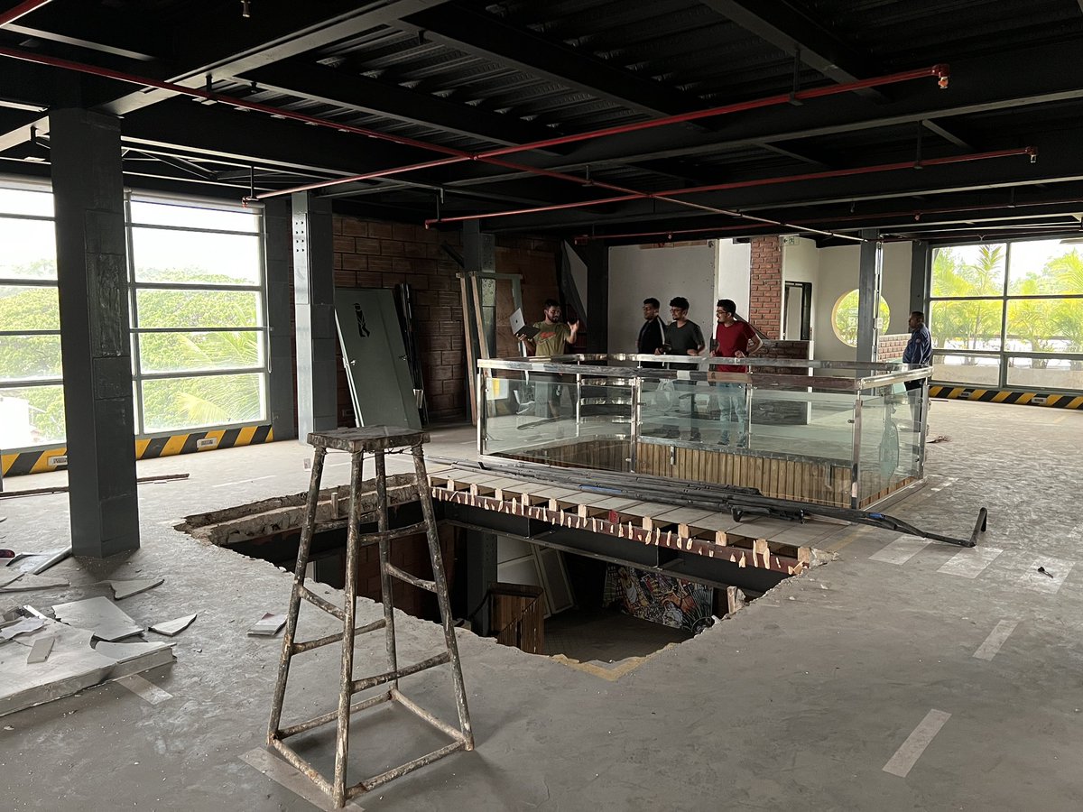 NashVail's tweet photo. Soon to be @2586Labs (@devfolio @foldbank) HQ 🥹 https://t.co/3Q3SKrFriF