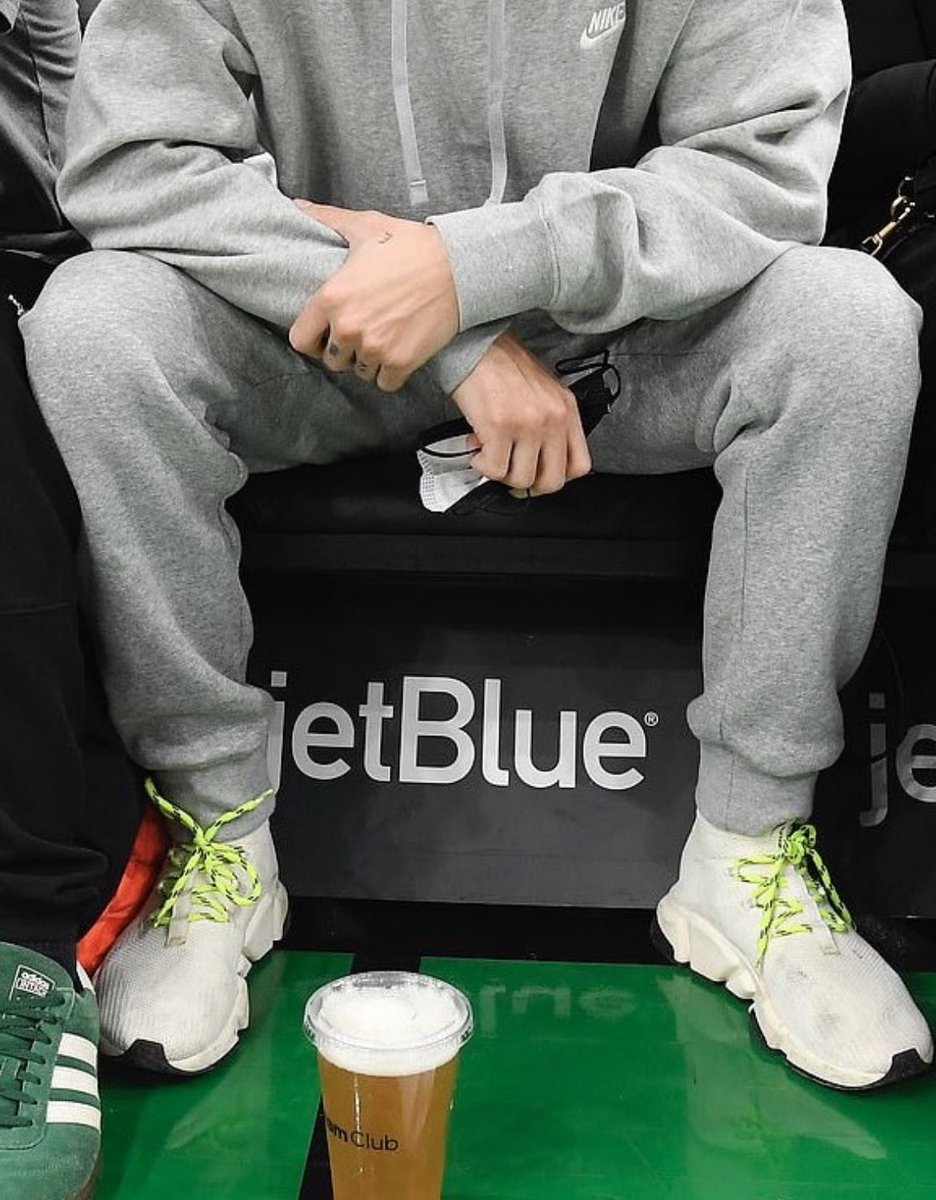 pretty louis bot #LTWT (@prettylouisbot) on Twitter photo 