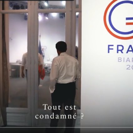 AntEditions's tweet photo. @EmmanuelMacron Non, pas encore, il reste encore plusieurs personnes mises en examen dans votre entourage. https://t.co/NlEVrEXqAt