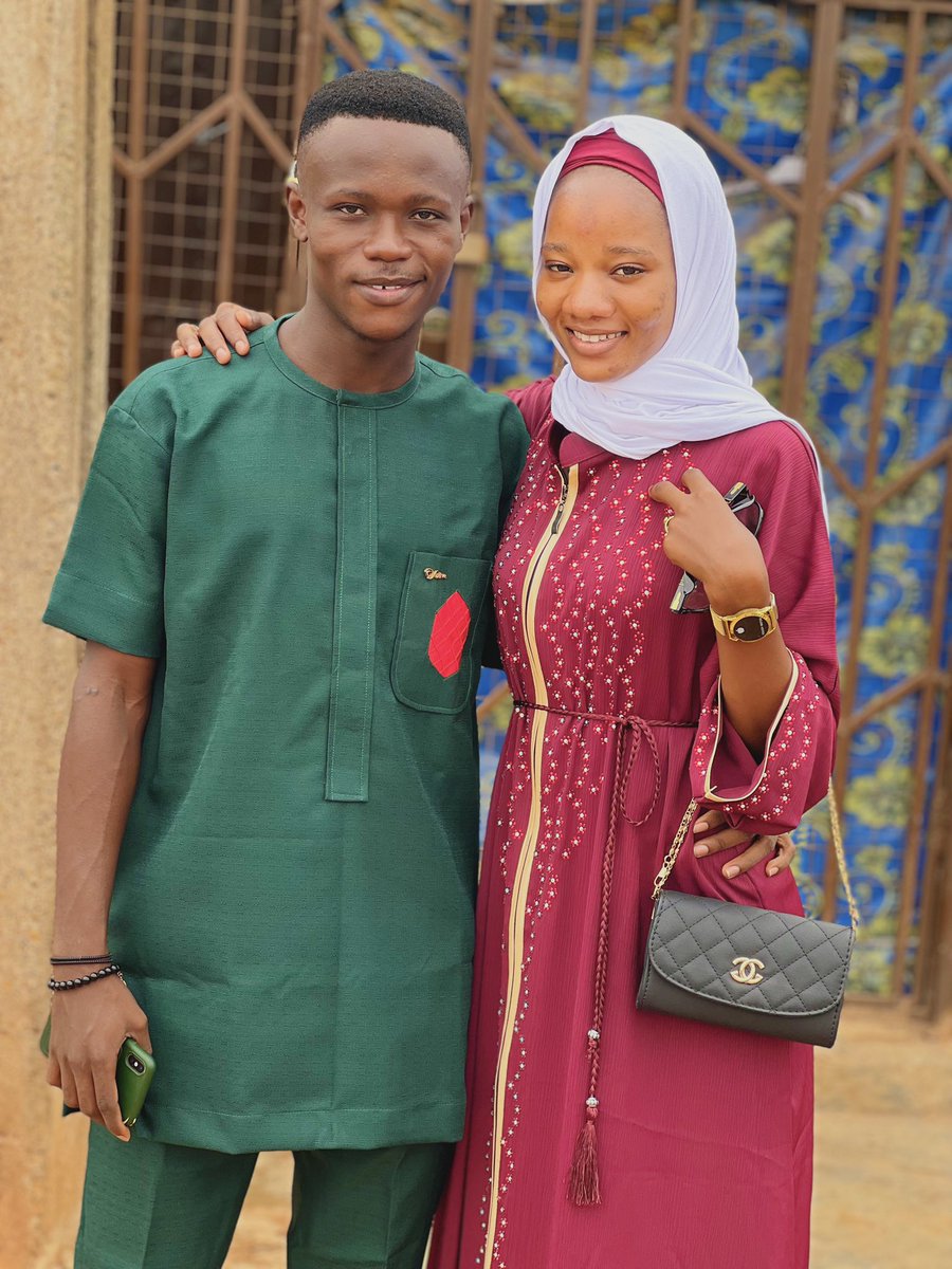 OluaKaka's tweet image. Eid Mubarak to all my family and friends 
May Allah bless us all and grants us the best of everything here and hereafter 🌙🙏🕋💕