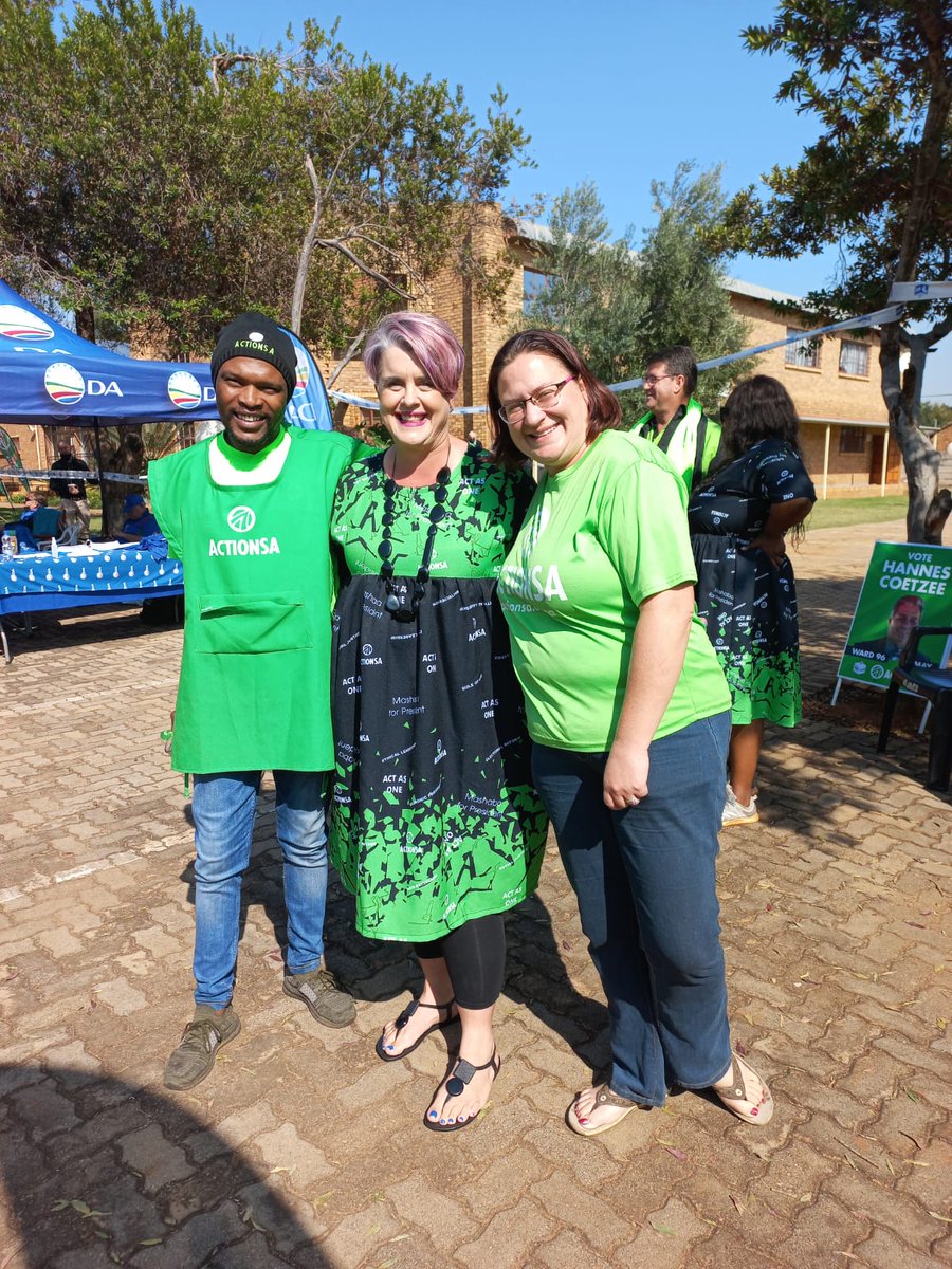 thevoicetshwane's tweet photo. Men and Women of Action, out-and-about to support ๐๐ฎ๐ป๐ป๐ฒ๐ ๐๐ผ๐ฒ๐๐๐ฒ๐ฒ to take over Ward 96.
@Rambohannes @mark_boikanyo @__Tshireletso_ @dailysunsa @RekordNewspaper @IOL
@Action4SA @beeld @HermanMashaba
#LetsFixWard96
#VoteHannesCoetzeeโ๐ฟ๐ฆ
#VoteActionSA https://t.co/2st2ovkYlf