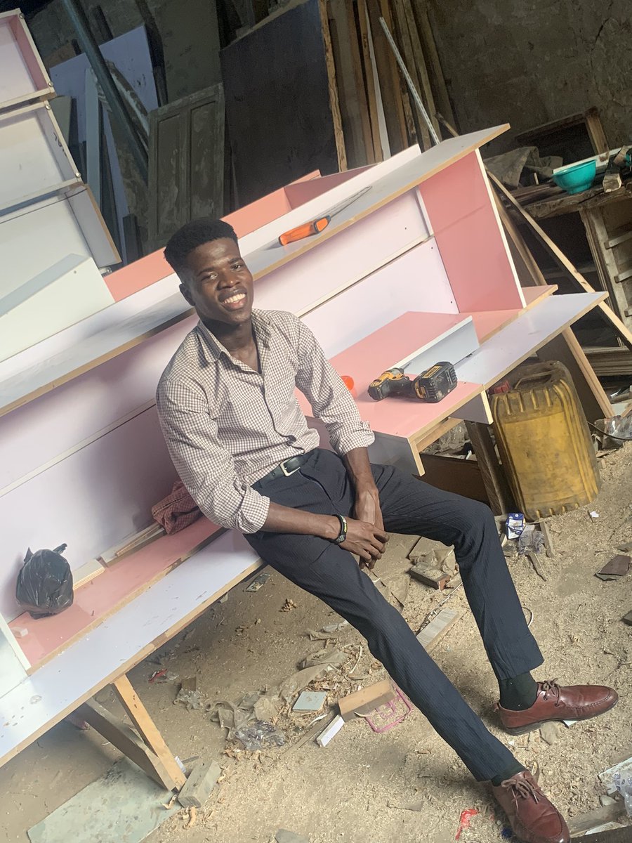 Ojongbede_'s tweet photo. I’m Ojongbede Opeyemi
Owner of Swift Furniture 
I make moderns and classy design for your home 🏠 , office space, hotel’s 🏨 .
Outdoor and indoor furniture. 
Premium quality.

Available Nationwide 🚚 https://t.co/cNk9lpX7Jw