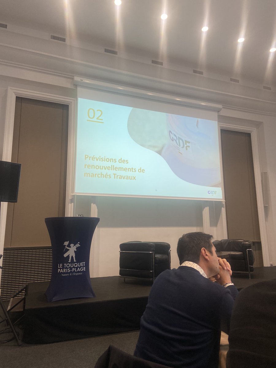 Première rencontre régionale avec <a href="/GRDF/">GRDF</a>, qui a lieu au Touquet pour le secteur Nord-Ouest, pour présenter les investissements prévus aux entreprises, afin de leur fournir le plus de visibilité possible #gaz. Merci à <a href="/GRDF/">GRDF</a> pour cette démarche.