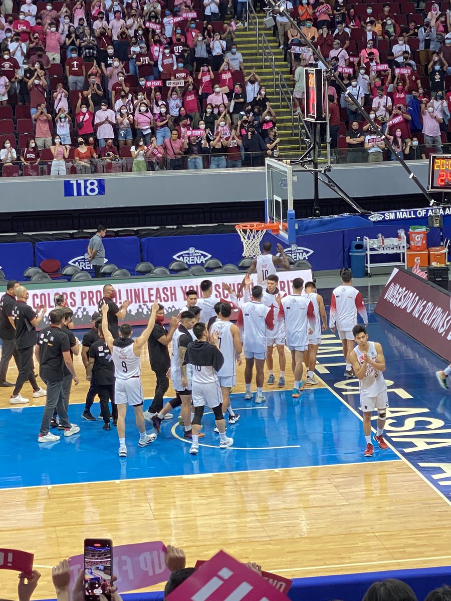 troobie_md's tweet image. Ok lang yan #UPFightingMaroons matindi din naman talaga laro ng DLSU kanina. We live to #UPFight again on Fri! Nakahabol din naman tayo kaya super proud pa rin ang #UPCommunity sa inyo! Labyu! 😘