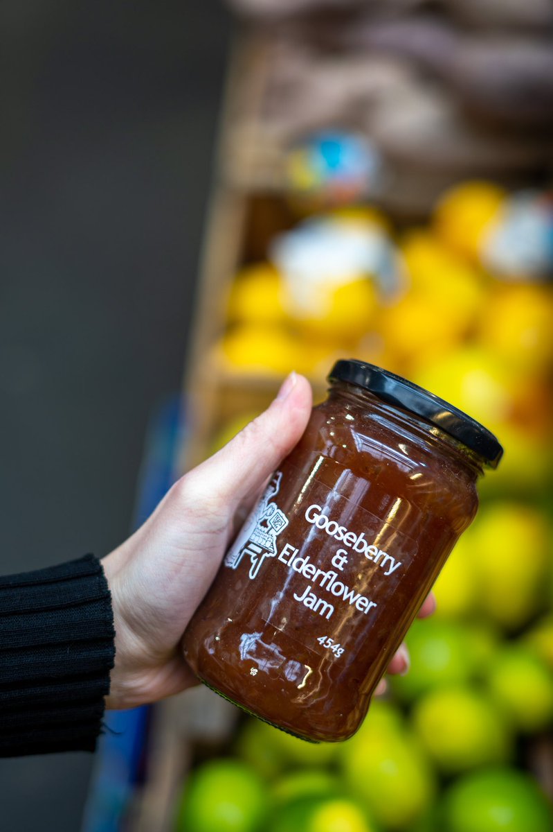 We preserved the taste of the season in this delicious Gooseberry and Elderflower jam for you😍