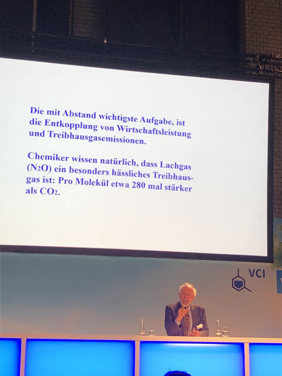 #chemistry4cimate von <a href="/VDI_News/">VDI e.V.</a>  &amp; <a href="/chemieverband/">VCI</a> läuft:  <a href="/SKreibiehl/">Silvie Kreibiehl</a> &amp; Ernst Ulrich von Weizsäcker <a href="/ClubOfRome/">The Club of Rome</a> loben die Chemie für den Transformationweg aber mahnen zu mehr Tempo mit neuen Ideen. <a href="/MSteilemann/">Markus Steilemann</a> <a href="/GrosseEntrupVCI/">Wolfgang Große Entrup</a>