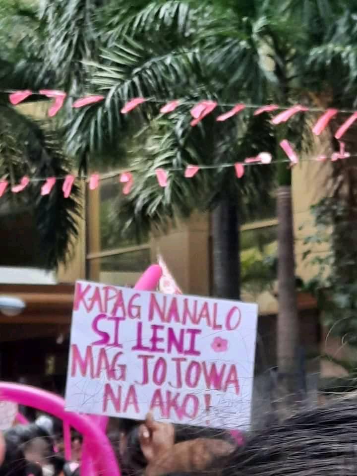 srwriae's tweet image. KAYA IPANALO NA NATIN ‘TO! 🌷🌸 #LeniRobredo2022 #LeniKikoAllTheWay2022 

ctto.