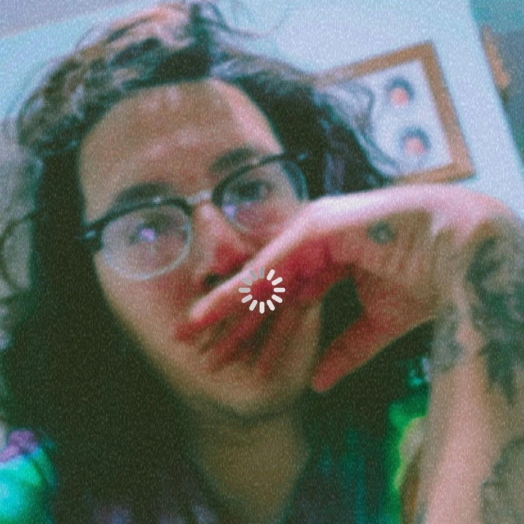 1DXTR's tweet photo. Creo que es la primera vez que en años me tomo fotos #ProfitOwuorExposed  #profilepic https://t.co/8NzpOKzNR8