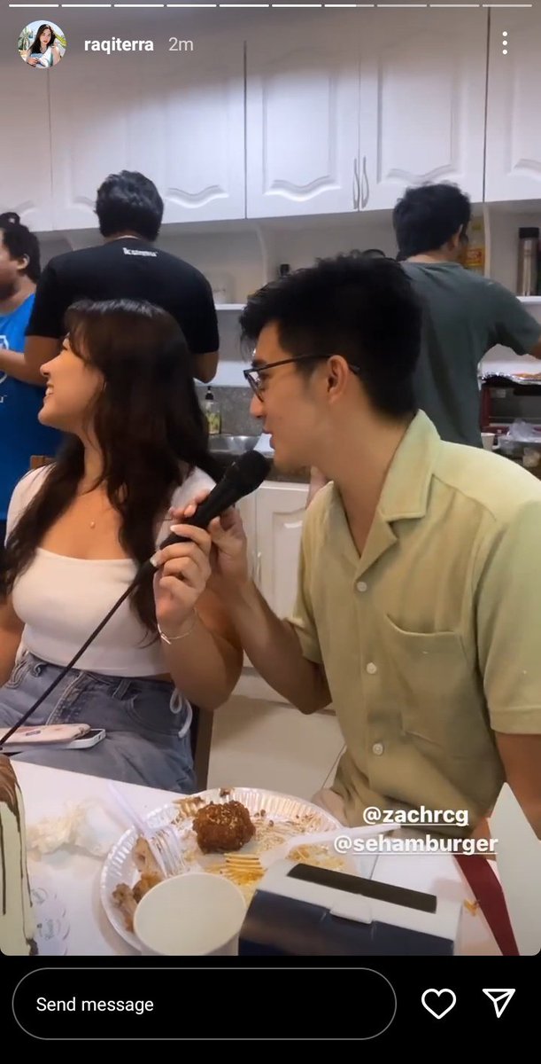 _mariaaeaaxx's tweet photo. sugod na guys sa ig story ni dj raqi. nagduduet sila. HIMLAY MALALA

ZACHAM KUMUSERYE FINALE
#KumuseryeWithZacHam https://t.co/k1J9csMKPb