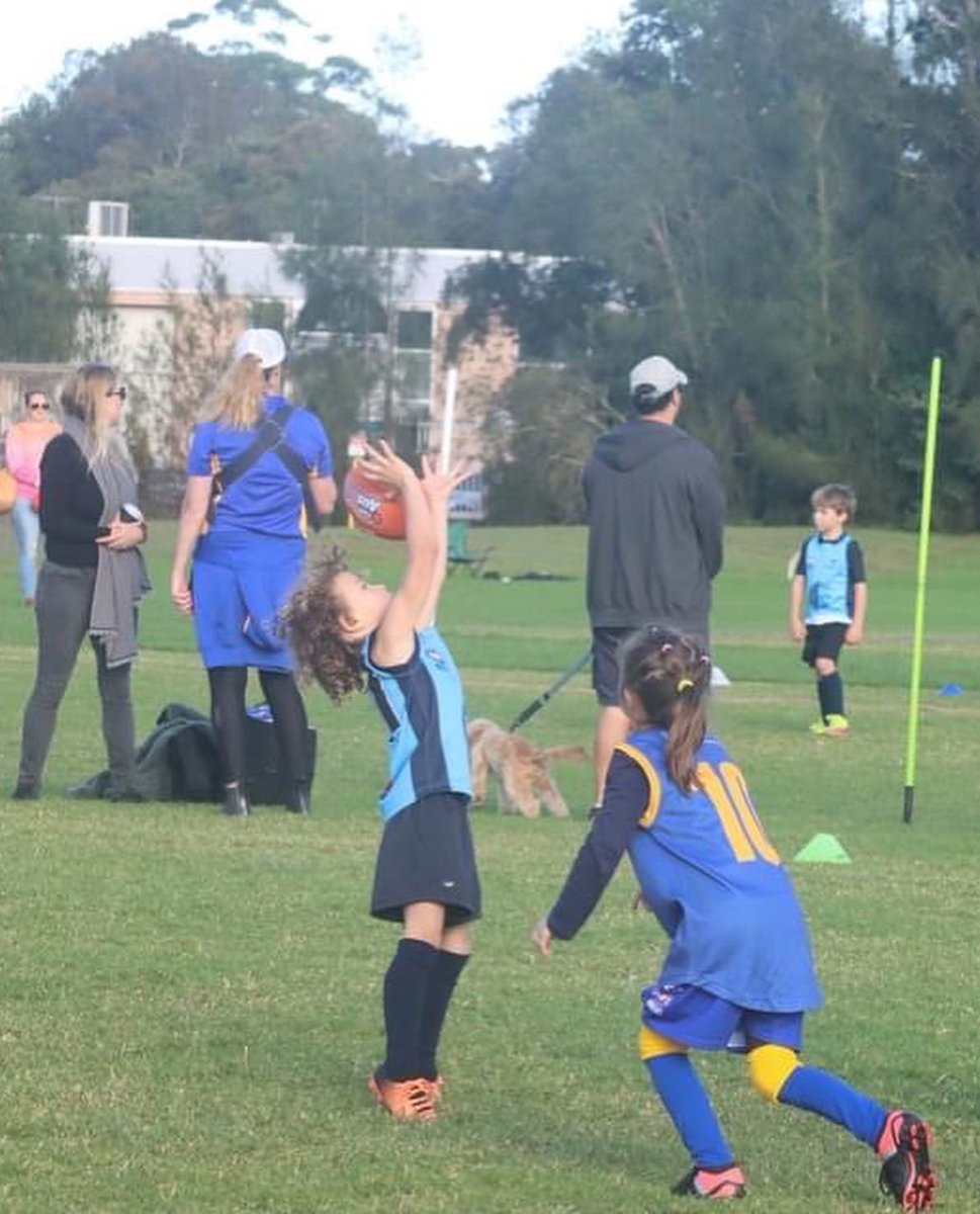 JafcSharks's tweet photo. Our @AFLAuskick kids in Action! https://t.co/MUFnDJECrw