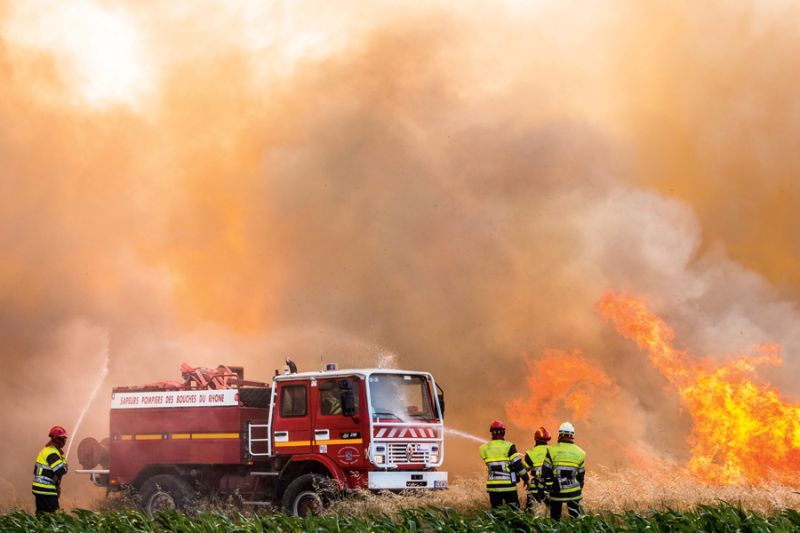 RISCRISES's tweet image. 🚒 Depuis sa création, @RisCrises travaille de près ou de loin avec les Sapeurs-Pompiers 🚨

En cette journée des #pompiers , nous saluons l’engagement des volontaires, professionnels et militaires engagés chaque jour en France!

#JournéeInternationaleDesPompiers #firefightersday