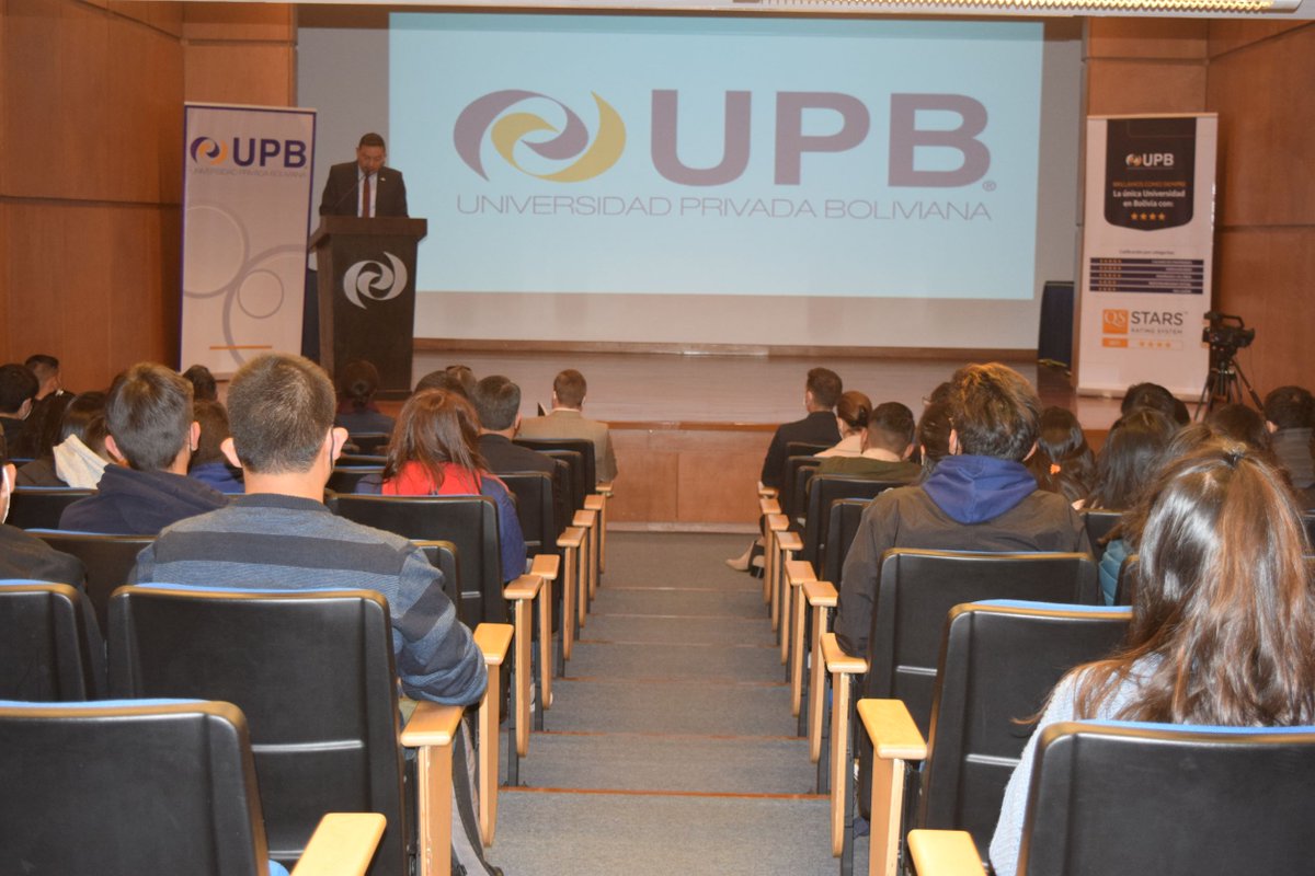CanadaBolivia's tweet photo. #DidYouknow that Canada 🇨🇦 and Bolivia 🇧🇴 recently celebrated 60 years of diplomatic relations? Today @AmbJansenCAN met Bolivian students & university researchers at @UPB_Bolivia to share our extensive history of diplomatic, development, and economic collaboration. #BolCan60 https://t.co/9VAjpfKlVi