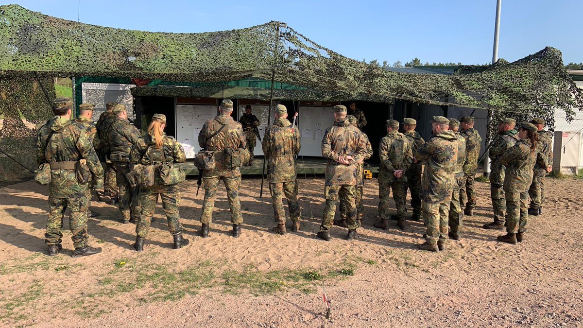 Führerweiterbildung im VersBtl 141! Wissenstransfer und Lessons Learned LVBV! #VersBtl141 <a href="/1Panzerdivision/">1.Panzerdivision</a> <a href="/Deutsches_Heer/">Heer</a> <a href="/bundeswehrInfo/">Bundeswehr</a> <a href="/DBwV/">BundeswehrVerband</a> #Bundeswehr <a href="/BMVg_Bundeswehr/">Verteidigungsministerium</a>