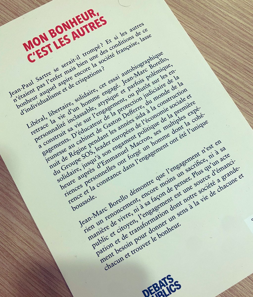 iacovellixavier's tweet photo. Des convictions et un engagement sincères au service du bien commun et de la solidarité.

Merci @JMBorello de m’avoir transmis ce livre qui retrace ton parcours « atypique » et illustre ce désir d’engagement pour les autres. @GroupeSOS https://t.co/EXvin0m4oE