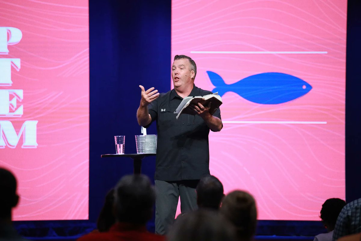 nsckennesaw's tweet photo. "When we are in a tough season in life, we need to pour into others. God didn't create you for you. He created you for others." @mikelinch #upstreamseries https://t.co/mVKGRfhHZ6