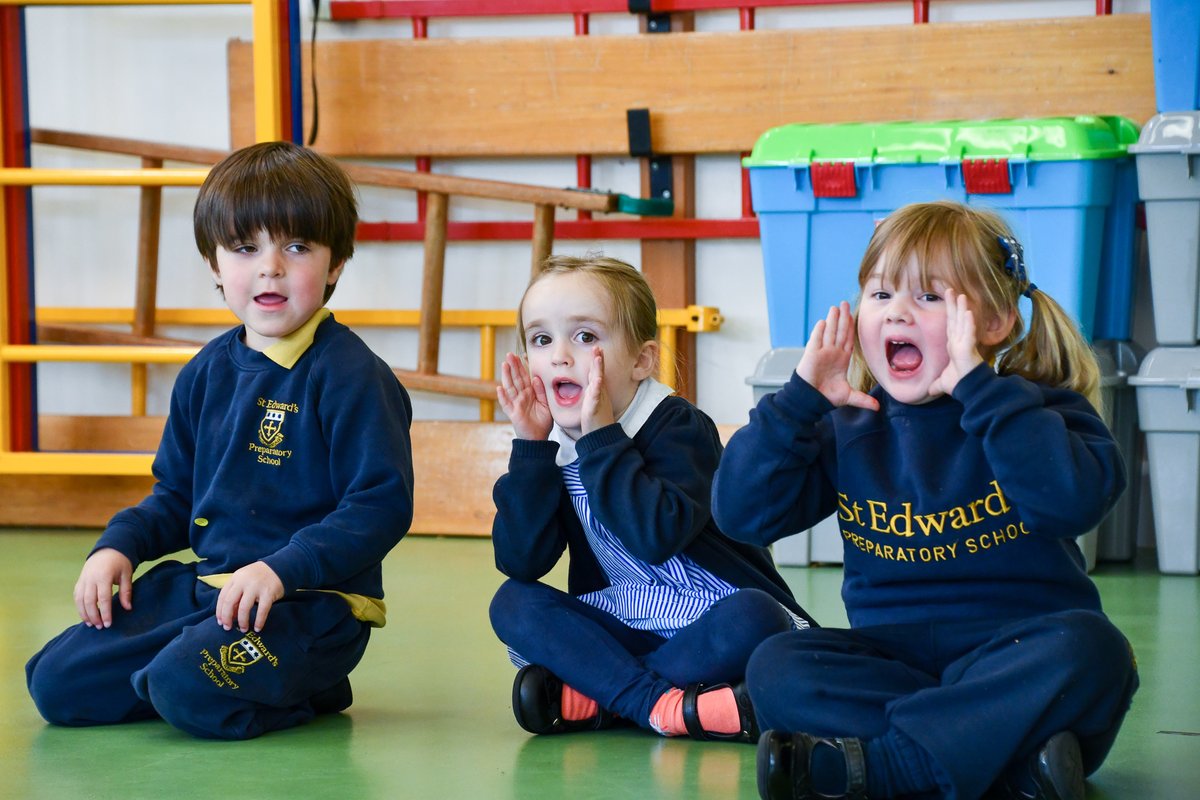 StEdsPrePrep's tweet image. What can you play? 🎶 Pre School pupils had a fantastic time singing in music today and showing off their wonderful musical abilities. This was an excellent opportunity to practise their skills in repeating and listening as well as building their vocabulary with new songs! 🎵