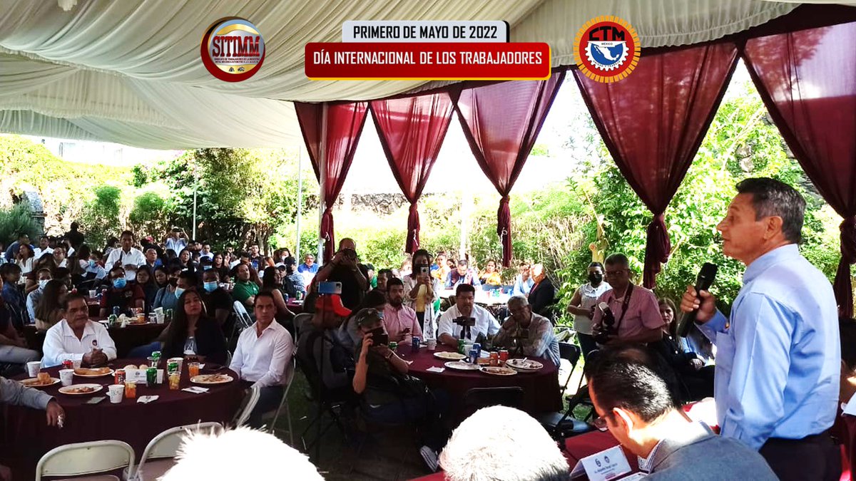 Las y los compañeros del <a href="/SITIMM_CTM/">SITIMM</a>, encabezados por el compañero Alejandro Rangel, se reunieron este domingo con motivo del Día Internacional del Trabajo, para recordar la lucha histórica y honrar la memoria de los obreros que dieron su vida.

¡Unidad y Trabajo!