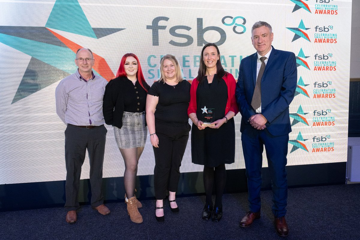 fsbSomAndWilts's tweet photo. Good luck to our  #SouthWest #digital / e-commerce of the year  winners @padpilottweet as they head to #Glasgow for the national final of our #FSBAwards on 19/05! 
 #winners #bestoftheSW 
@FSBGlosandWoE @TylByNatWest https://t.co/KbmYCJAZSQ