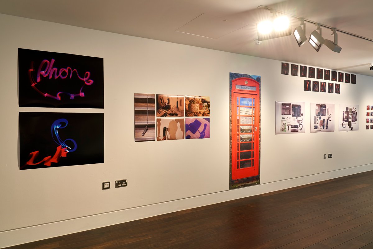 This week is your last chance to see #JHGDialUp, a wonderful exhibition comprising photographs taken by a group of young artists in #Southampton!

📍 <a href="/JHansardGallery/">John Hansard Gallery</a>, Mezzenine Gallery
🗓️ Closes 7 May
🔗 jhg.art/events/the-tel…

#Southampton2025 #MakeItSO Photo: Reece Straw