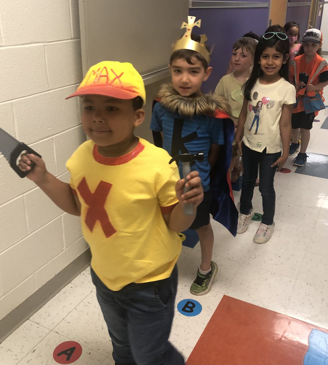 FWESIBPYP's tweet photo. Full house for Letterland parade in Kinder today!! Be on the lookout for those Quarrelsome Queens! 😂#fwesspotlightslearning https://t.co/7HiKx6PLQ2