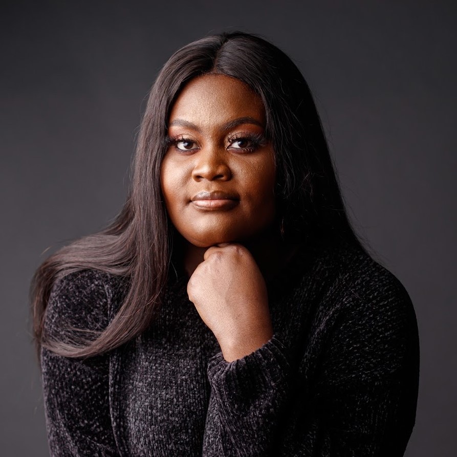 CMU_CSOP's tweet photo. Itiovie Ayeni wants to work in services supporting refugees, so she took Refugees and Displacement at #2021CSOP. “Hearing first-hand the struggles that people have to go through, it just resonated with me and made me say, ‘yes, this is what I want to do’.” https://t.co/ddbRqZN9uF https://t.co/SZ8ReznjX9