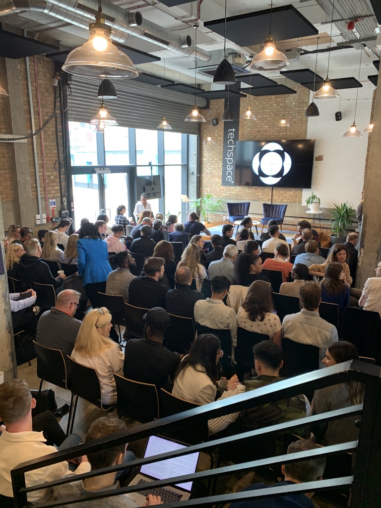 First visit to the iconic <a href="/techspace/">Techspace®</a> in #Shoreditch, for #FoundersCamp with @the_hotbed_co #founders <a href="/Perdiealder/">Perdie</a> and @queenmargaritac about to speak