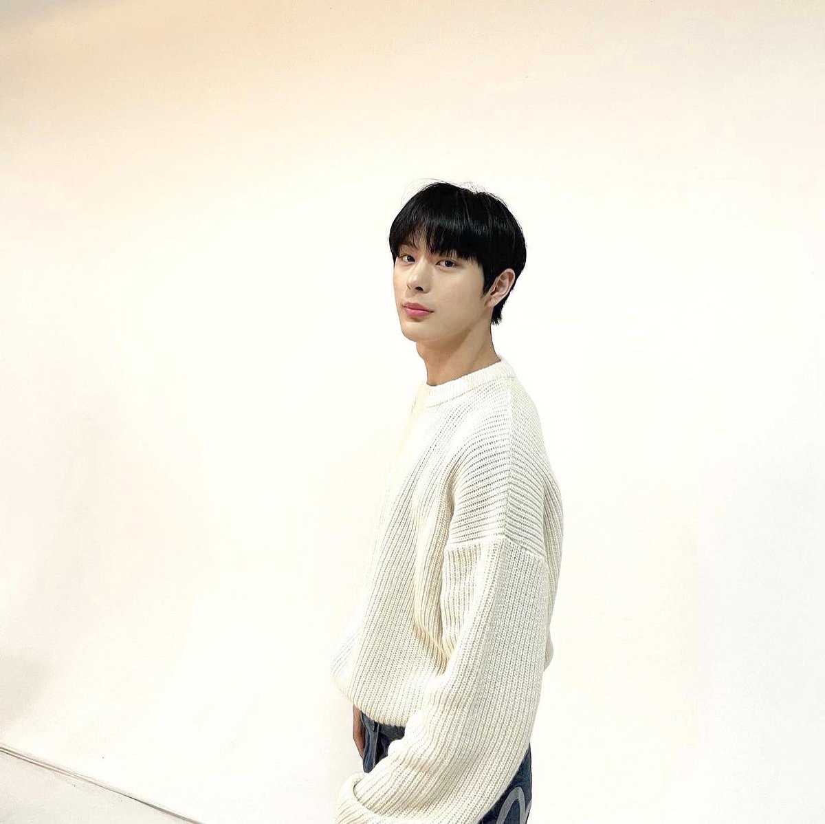 aplus_bigdipper's tweet photo. 'BIG-DIPPER
 PROFILE PHOTO'
 (BEHIND CH. #2)

#빅디퍼 #bigdipper 
#김은빈 #이로 https://t.co/1qWZ77BNoP