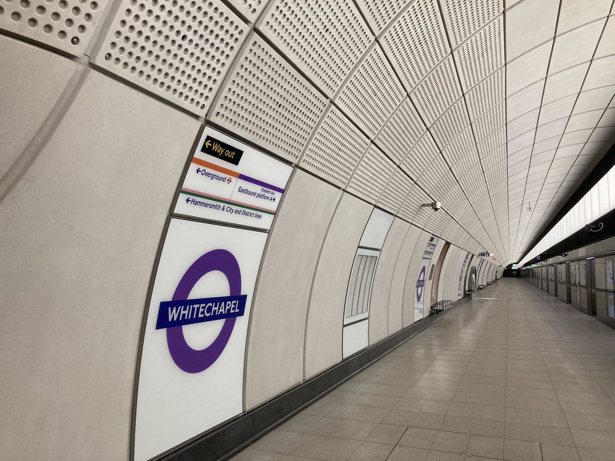 BBCTomEdwards's tweet photo. Crossrail: Elizabeth line to open Tuesday 24th May. 6am-11pm Mon-Sat initially. Also worth nothing no end to end trains at this stage. It is Reading - Padd. Padd - Abbeywood. Liv St - Shenfield. https://t.co/GQXzrUTK3R