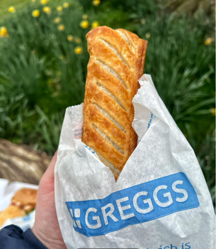 Greggs on X: ⛔ STOP ⛔ Why endlessly scroll when you can stare at a Sausage  Roll?  / X