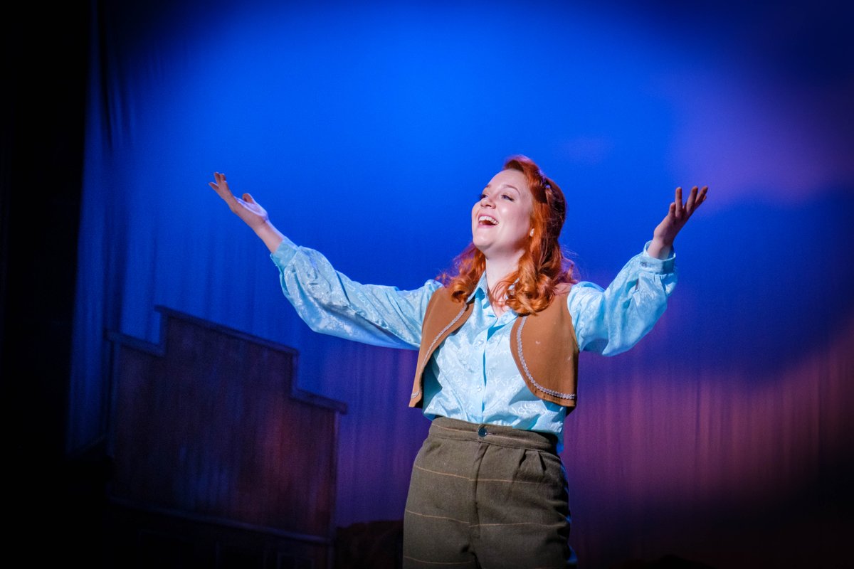 TheatreRBath's tweet image. 🌙 We're crazy for these production pics of Crazy For You

“A much-needed shot of glamour, romance, comedy and showbiz. Yes, one to lift the spirits.” @bath_voice harrymottram.co.uk

📅 Crazy For You showing now until 7 May

@bathoperatic