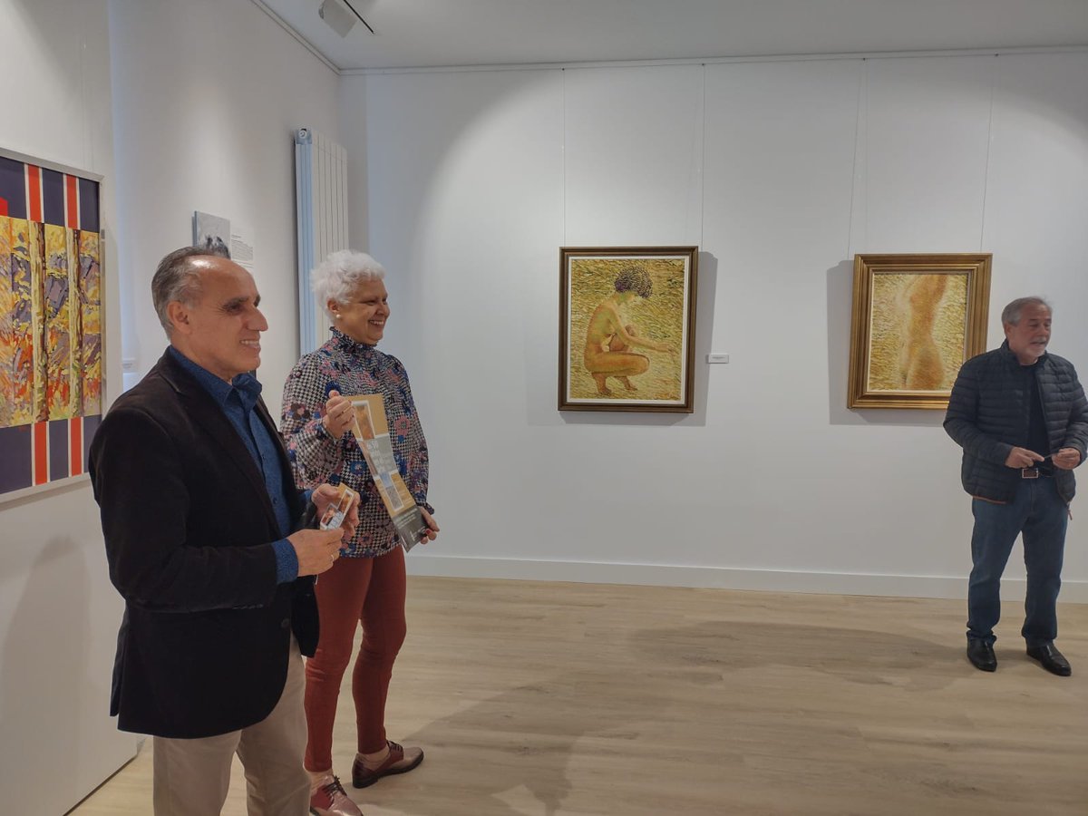 Astorga exhibe más de 50 años de obra pictórica de los artistas Escarpizo, Sendo y Toño. 
La #DiputacióndeLeón y el <a href="/AytoAstorga/">Ayuntamiento de Astorga</a> inauguran una exposición que se desarrolla en tres fases hasta el 1 de noviembre. <a href="/ilc_dipuleon/">Instituto Leonés de Cultura</a> 

Más info👇
dipuleon.es/newsSearchActi…