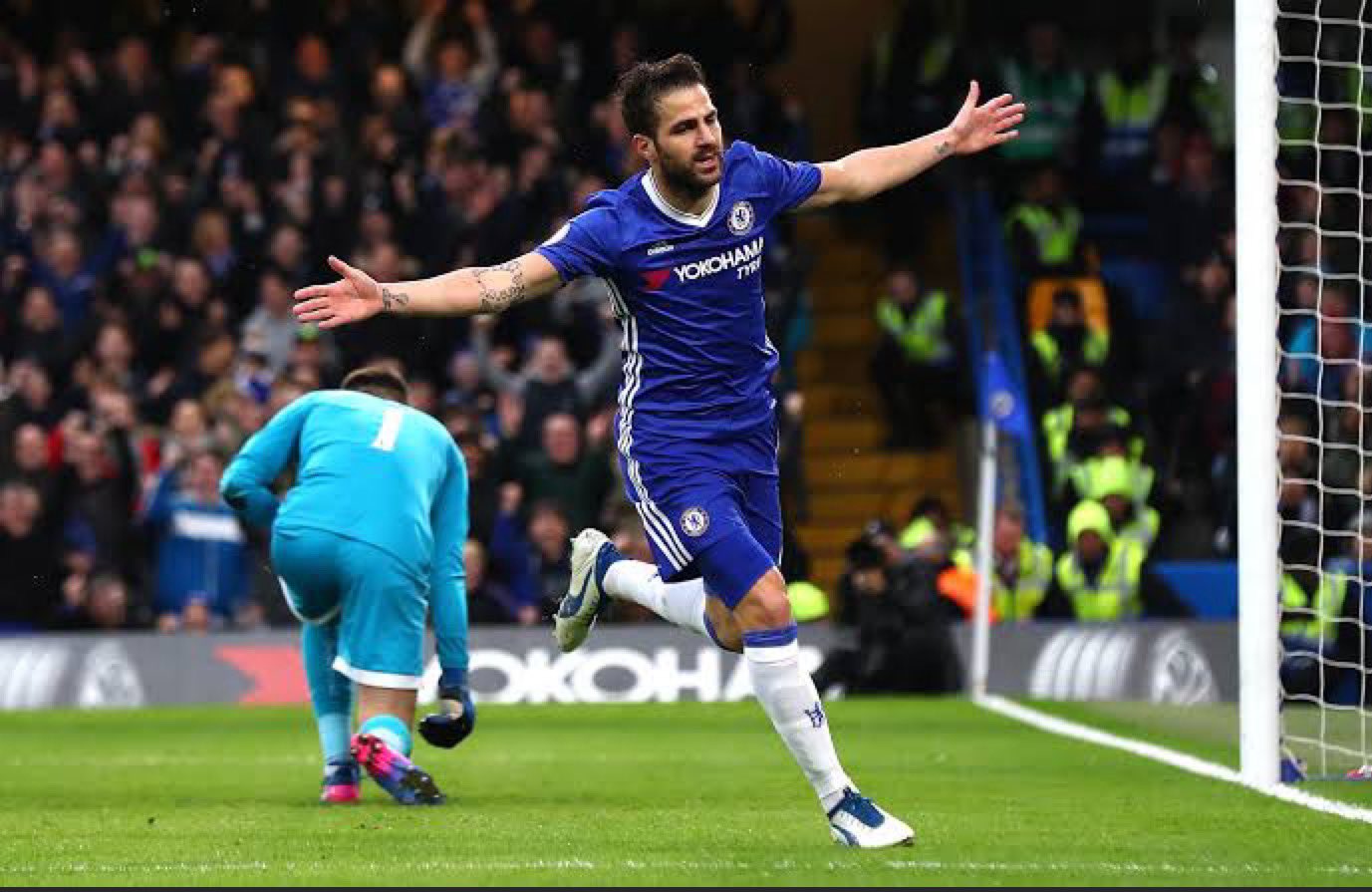 A very happy birthday to the magician Cesc Fabregas. 