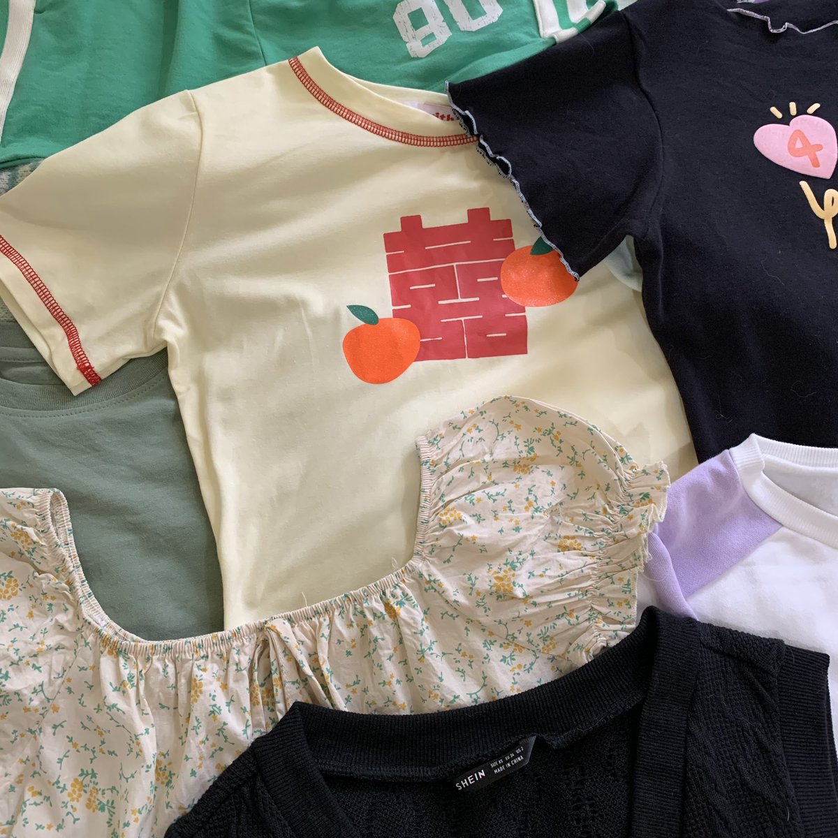 Songtor_2nd's tweet photo. มาส่งต่อเสื้อผ้าของเราเองค่า✨
> บางตัวไม่เคยใส่เลย
> ครอป สเวตเตอร์ กางเกง กระโปรง
> ค่าส่ง 40฿ (ไม่บวกเพิ่ม)

💥💥รีทวิตนี้ลด 5 บาท💥💥

#ส่งต่อเสื้อผ้า #เสื้อผ้ามือสอง #ส่งต่อเสื้อผ้ามือสอง #เสื้อผ้ามือสองสภาพดี 
#โล๊ะตู้เสื้อผ้า #เสื้อครอป #ส่งต่อเสื้อผ้ามือ2 #เสื้อผ้ามือ2 https://t.co/pTlwjDa2Xx