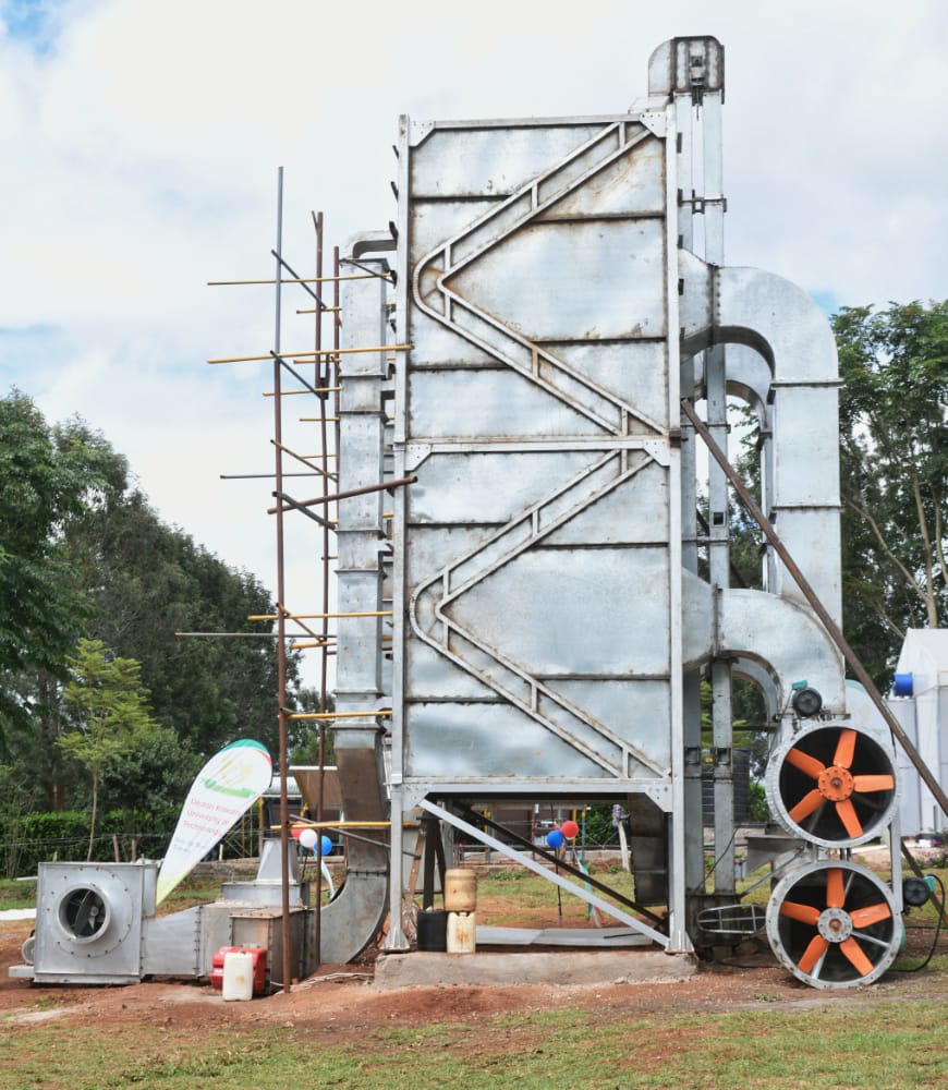 Laikipia_Today's tweet photo. Bringing the university. Today, @CsMagohaEGH launched an industrial scale Maize drier assembled through a partnership between Laikipia's Mwireri Engineering and @DeKUTkenya. Driers for Sipili and Mutanga next in line #inawezekana @NdirituMuriithi @LaikipiaLidp @LaikipiaCountyG https://t.co/sEkGFwakeU